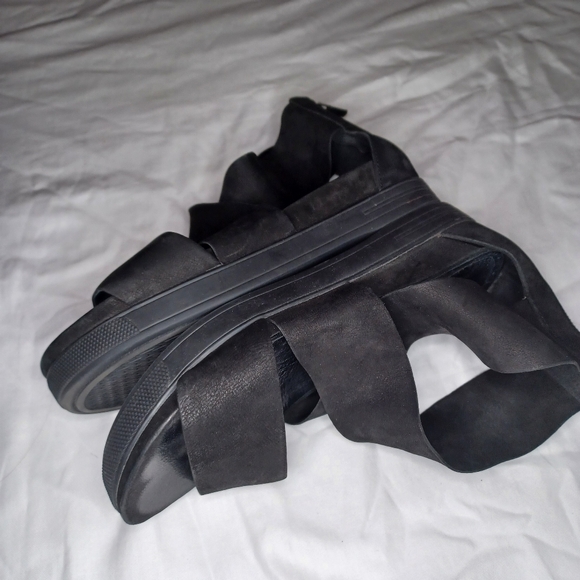 Eileen Fisher sandals - Picture 3 of 8